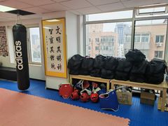 -adidas壹跆运动馆(世纪经贸大厦店)