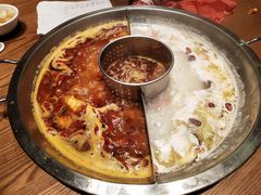 -佬土鹅肠火锅(解放路店)
