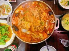 正宗活八带火锅-金明子八带鱼馆(正宗韩国连锁店)