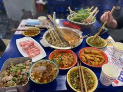 冰川花甲-马路边边串串香(苗栗路店)