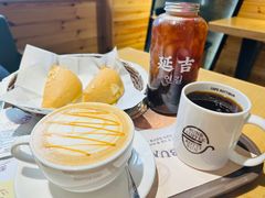 -劳顶笨咖啡(丽水宜家店)