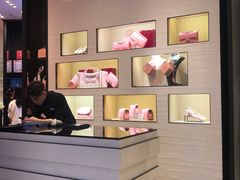 -CHANEL(恒隆广场店)