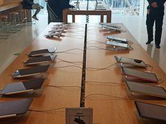 -Apple零售店(玄武湖店)