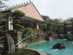 -森波拉火山温泉