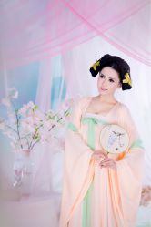-九月鹰飞汉服摄影工作室