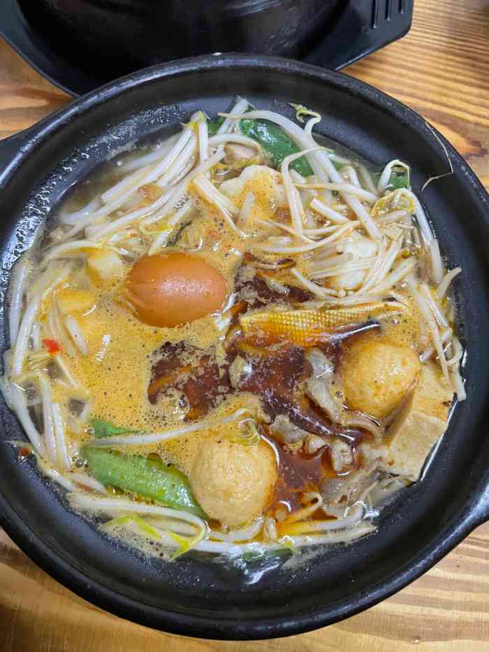 囍锅米线经常看到好多人排队终于让我吃上了进店自助扫码点餐自助餐具