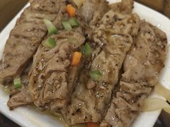 -万山楼海鲜酒家·二十三年老字号