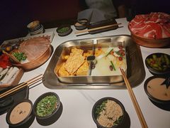 -九鼎轩脆毛肚火锅(南京东路店)