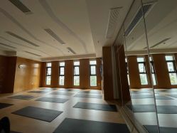 -LU YOGA（露瑜伽）专业瑜伽馆