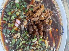 招牌牛肉面-彭家牛肉块扯面