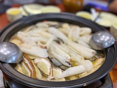 -菌之家·专业纯野生菌火锅·特色炒菌