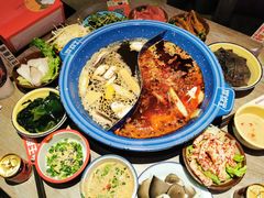 重庆红油经典鸳鸯锅-王歘歘·chuǎ火锅(五道营店)