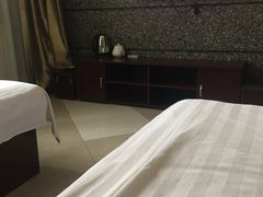 -利金足道(前进大街店)