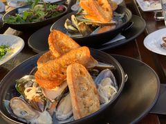 -12 Rocks Beach Bar Cafe