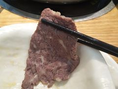 现切鲜嫩牛肉-为什么牛潮汕牛肉火锅(万胜广场店)