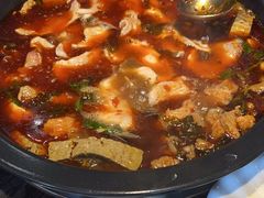 -老船舫·现做活鲜鱼馆(东郊记忆店)