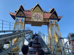 -七彩云南欢乐世界