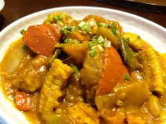 -东口码头·烧鸽子·鱼头泡饼·地方菜(金鹰悦城店)