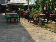 -Dash Teak House