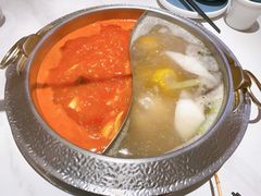 -左庭右院鲜牛肉火锅(金山万达店)