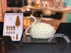 放屁熊生日蛋糕-西檬树SIMON·T轻奢蛋糕(大东方Max店)