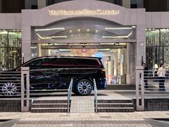 -上海波特曼丽思卡尔顿酒店