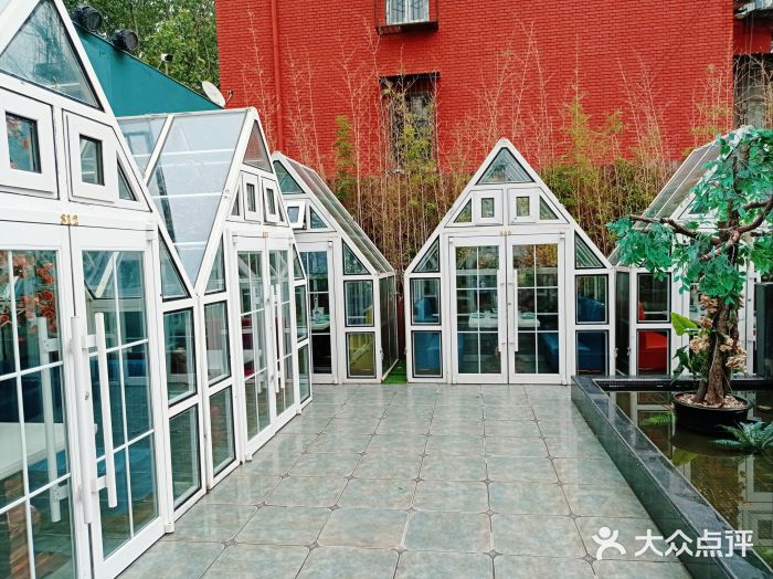 k泰•佛跳墙火锅•星空帐篷烧烤(百子湾店)景观位图片