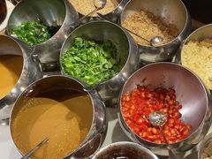 -两三事小郡肝串串香火锅(桂庙店)