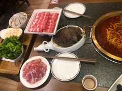-小天鹅火锅·一线江景洪鼎旗舰店(洪崖洞店)