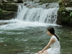 -安吉龙王山峡谷漂流