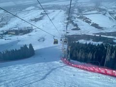 -丝绸之路山地度假区滑雪场