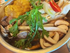 -WOW LUCKY创意韩料(龙阳广场店)