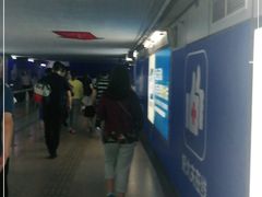 -常熟路(地铁站)