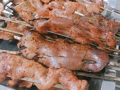 -百盛·牟平烧烤·养马岛海鲜(宁海大街店)