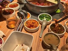 -巴奴毛肚火锅(龙湖锦艺城店)