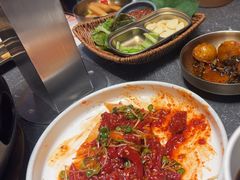 -草家酱蟹炭火烤肉店(珲春南路二店)
