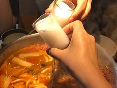 -湊湊火锅·茶憩(新中关购物中心店)