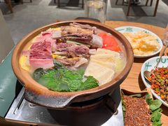 -一坐一忘云南菜(嘉里中心店)