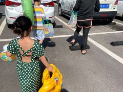 -汤山欢乐水世界