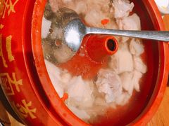 -云海肴·汽锅鸡·云南菜(天山百盛优客店)