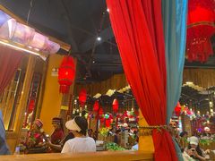 -老滇山寨•云南特色菜•地方菜•民族风情歌舞表演(金碧店)