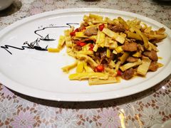 -下梅人家土菜馆(历史文化餐厅度假区店)