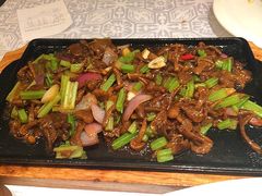 铁板小蘑菇-北李妈妈菜·海肠捞饭(高新万达店)