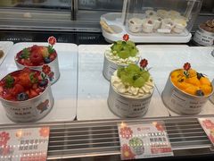 -花花卷卷·鲜食蛋糕(静安久光百货店)