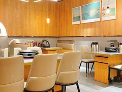 大堂-围炉肉舍•炭烤活鳗•丹东海鲜烤肉(步行街店)