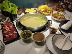-牛鲜胜·潮汕牛肉自助火锅(番禺市桥店)
