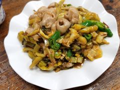 酸菜炒大肠-苏记农家菜馆