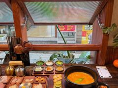 -银米·云南传统过桥米线(双廊黑金冠店)