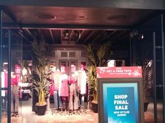 -Hollister(希慎广场店)