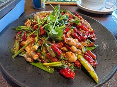 -曼听小寨海鲜烧烤·大连辣炒大王(盖州街店)